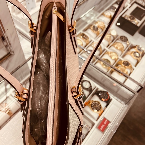 Michael Kors Purse and Wallet - Picture 7 of 15